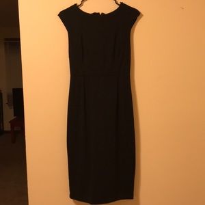 Black Zip Back Sleeveless Sheath Dress